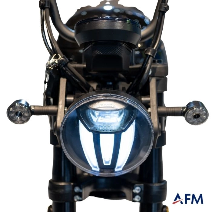 TROMOX M05 SİYAH E-MOTOSİKLET 48V 2500 WATT ELEKTRİKLİ MOTOSİKLET